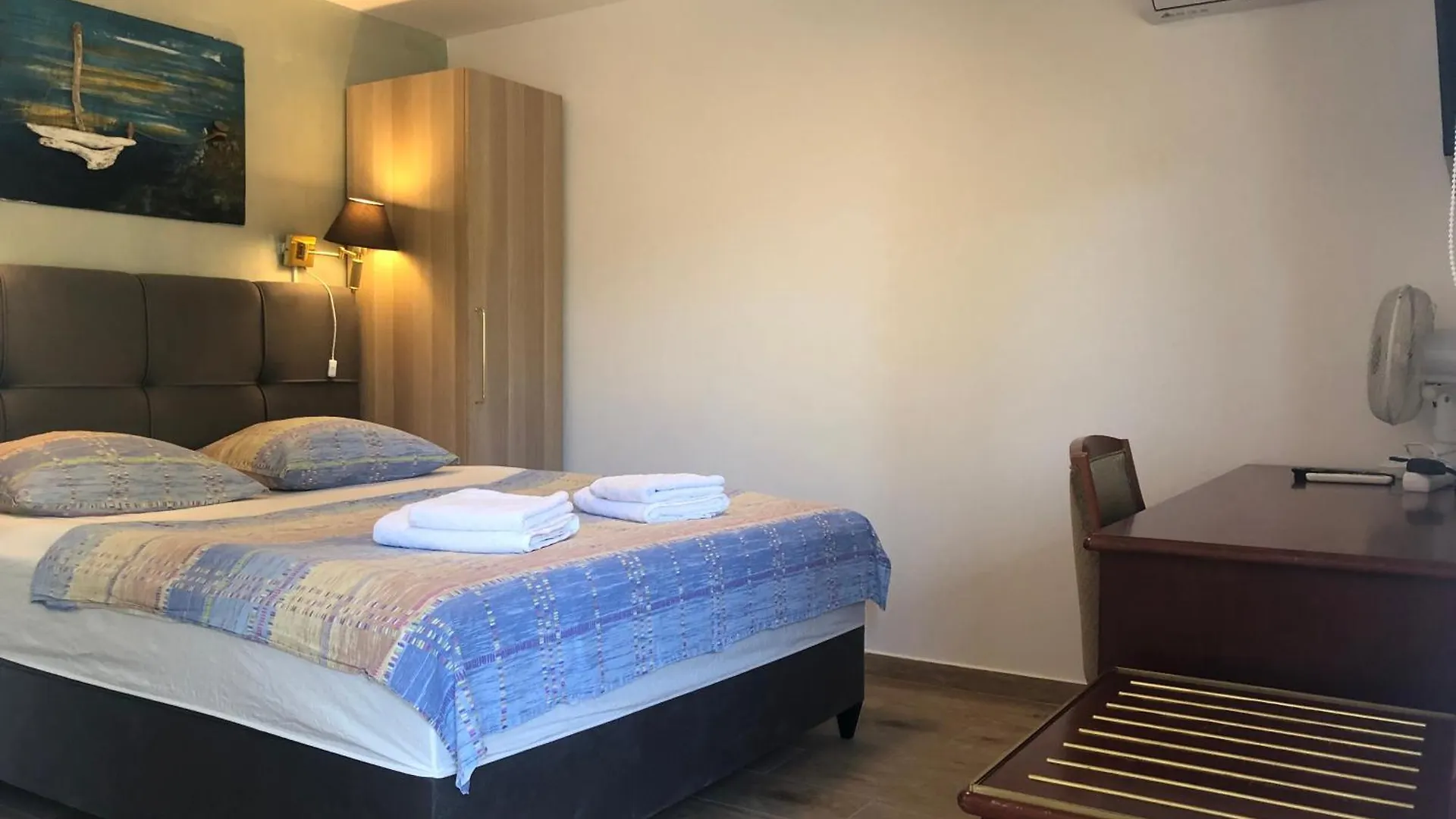 Double Room With Bathroom, Wifi, Airco, Parking, Washing Machine, Grill Medulin