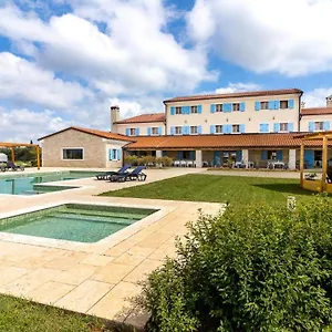 4* Hotel Velanera & Restaurant