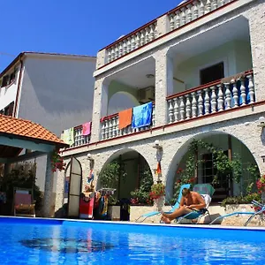 Maison d'hôtes & Lo & Mar, Medulin