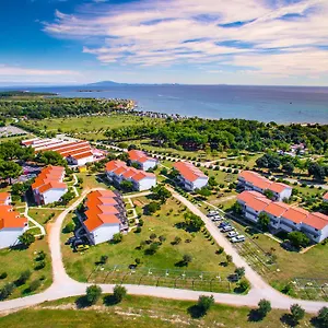  Apartment Kazela