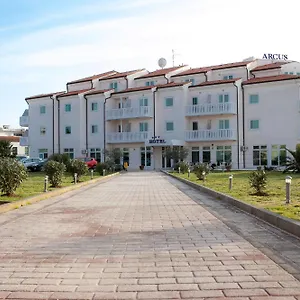 3* Hotel Arcus