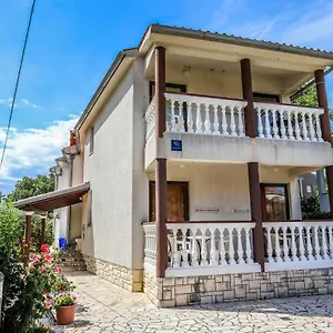 Riviera Goran Apartman